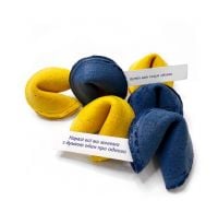 Патріотичне печиво з передбаченнями