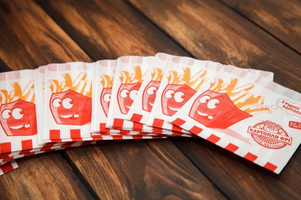 Упаковка для картоплі фрі 100-150 г жиростійка 130*120*50 мм 70г/м2 100 шт