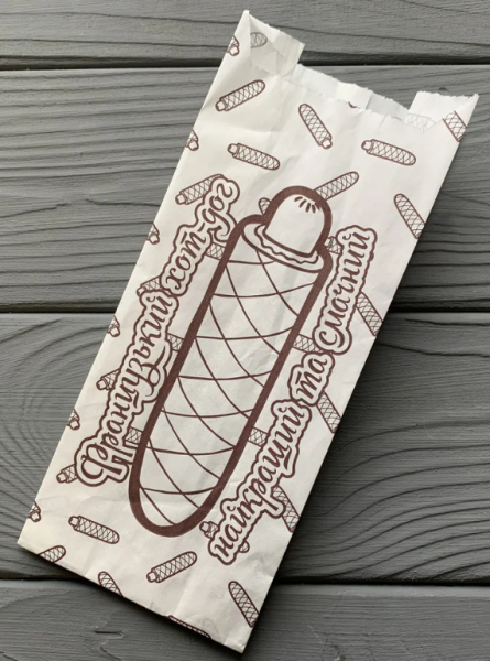 Упаковка паперова для французських хот-догів 170*72*40 мм 40г/м2