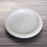 Тарілка пластикова d-22 см 100 шт БІЛА