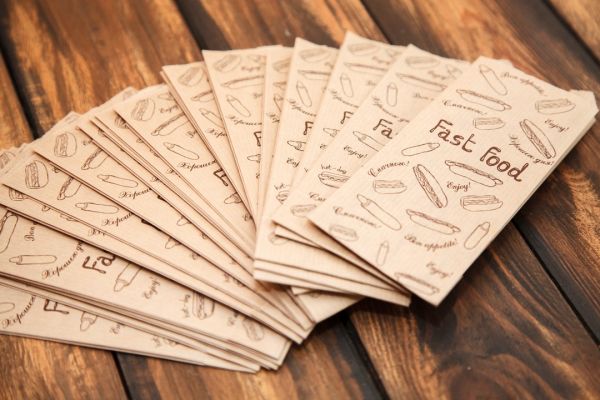 Упаковка для французьких хот-догів 170*70*40 мм 40 г/м2 100 шт