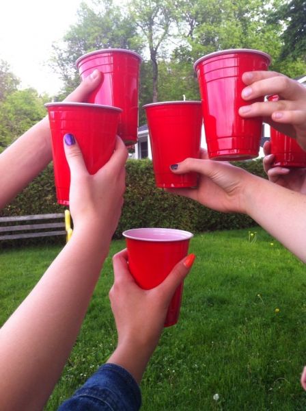 Стакан пластиковий РS 400+ мл 50шт червоний HUHTAMAKI